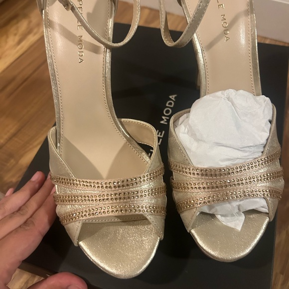 Pella moda high heels - Picture 5 of 6